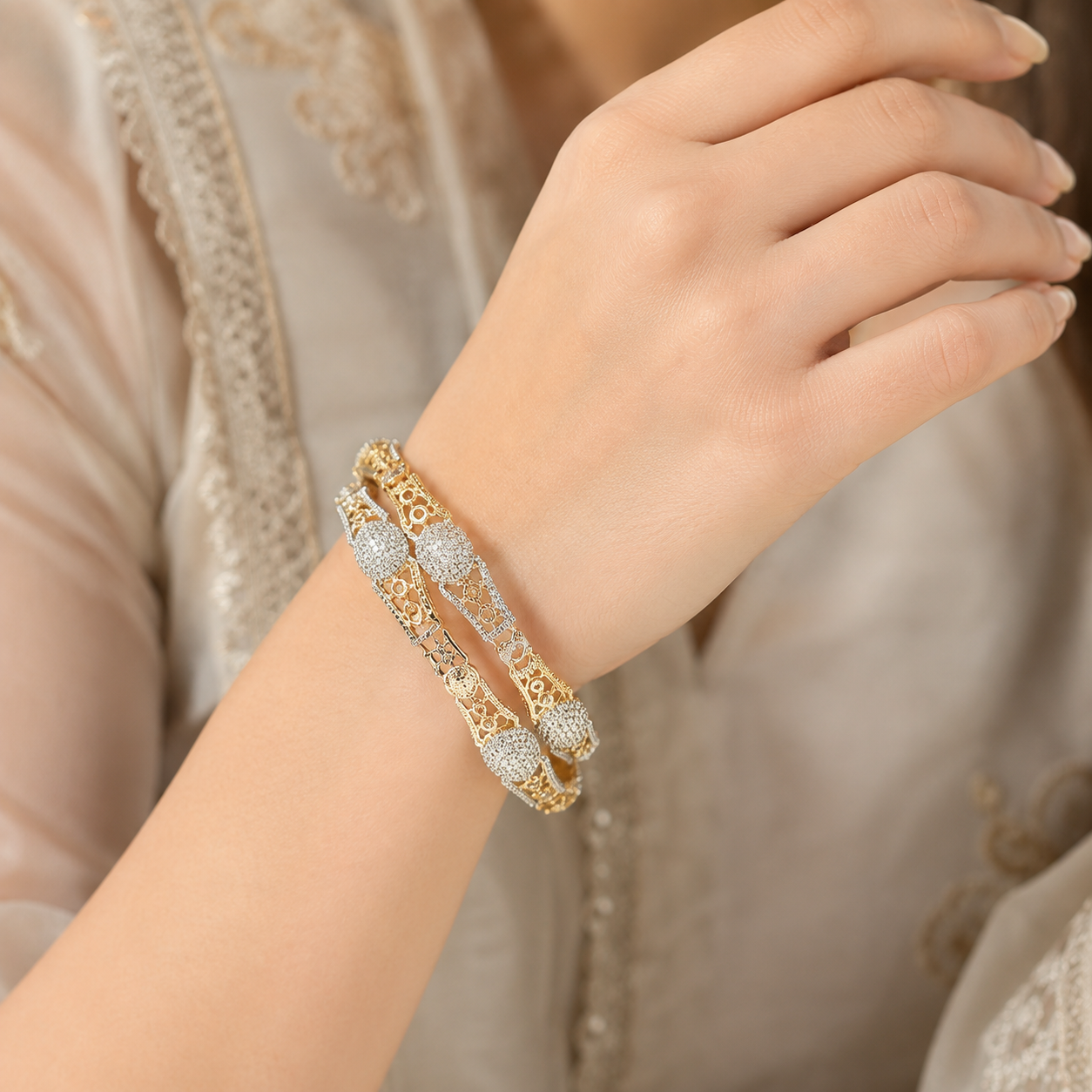 1 Carat Designer Kangans for Women – Luxury Gold & Silver Finish Bangles - Image 3
